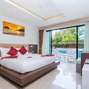 Deluxe Double Room Pool Access